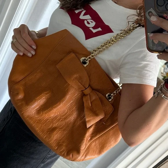 Carolina Herrera Embossed Camel Shoulder Bag - Picture 10 of 10